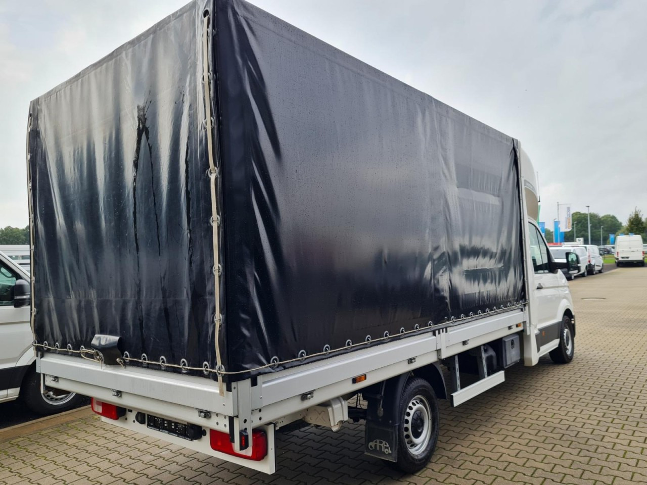 Volkswagen Crafter 35 Pritsche Schlafkabine LED TEMPOMAT - Xe van thùng mui bạt: hình 4 Volkswagen Crafter 35 Pritsche Schlafkabine LED TEMPOMAT - Xe van thùng mui bạt: hình 4