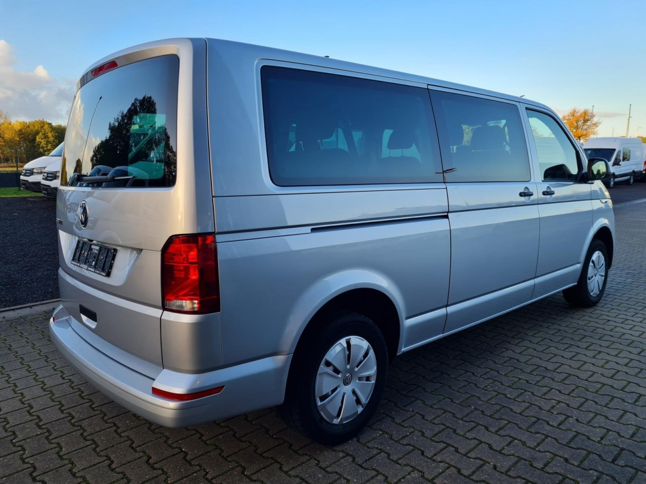 Volkswagen T6.1 Caravelle TDI lang 9 Sitzer 2 Schiebetüren Trendl. - Xe bus mini, Xe van chở khách: hình 5 Volkswagen T6.1 Caravelle TDI lang 9 Sitzer 2 Schiebetüren Trendl. - Xe bus mini, Xe van chở khách: hình 5
