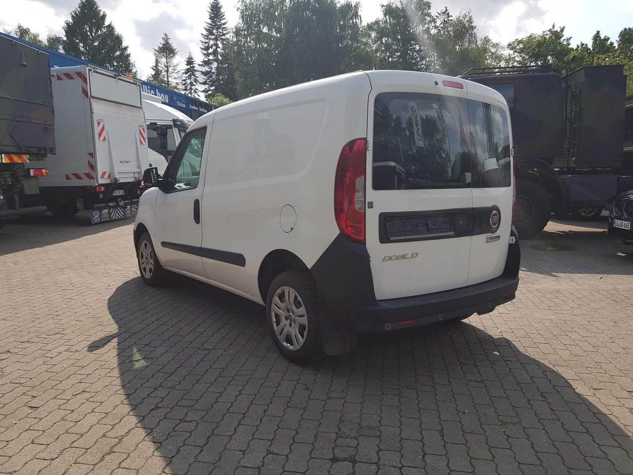 Fiat Doblo Kastenwagen SX 1.3 Klima, Radio mit Nav... - Xe van chở khách: hình 3 Fiat Doblo Kastenwagen SX 1.3 Klima, Radio mit Nav... - Xe van chở khách: hình 3