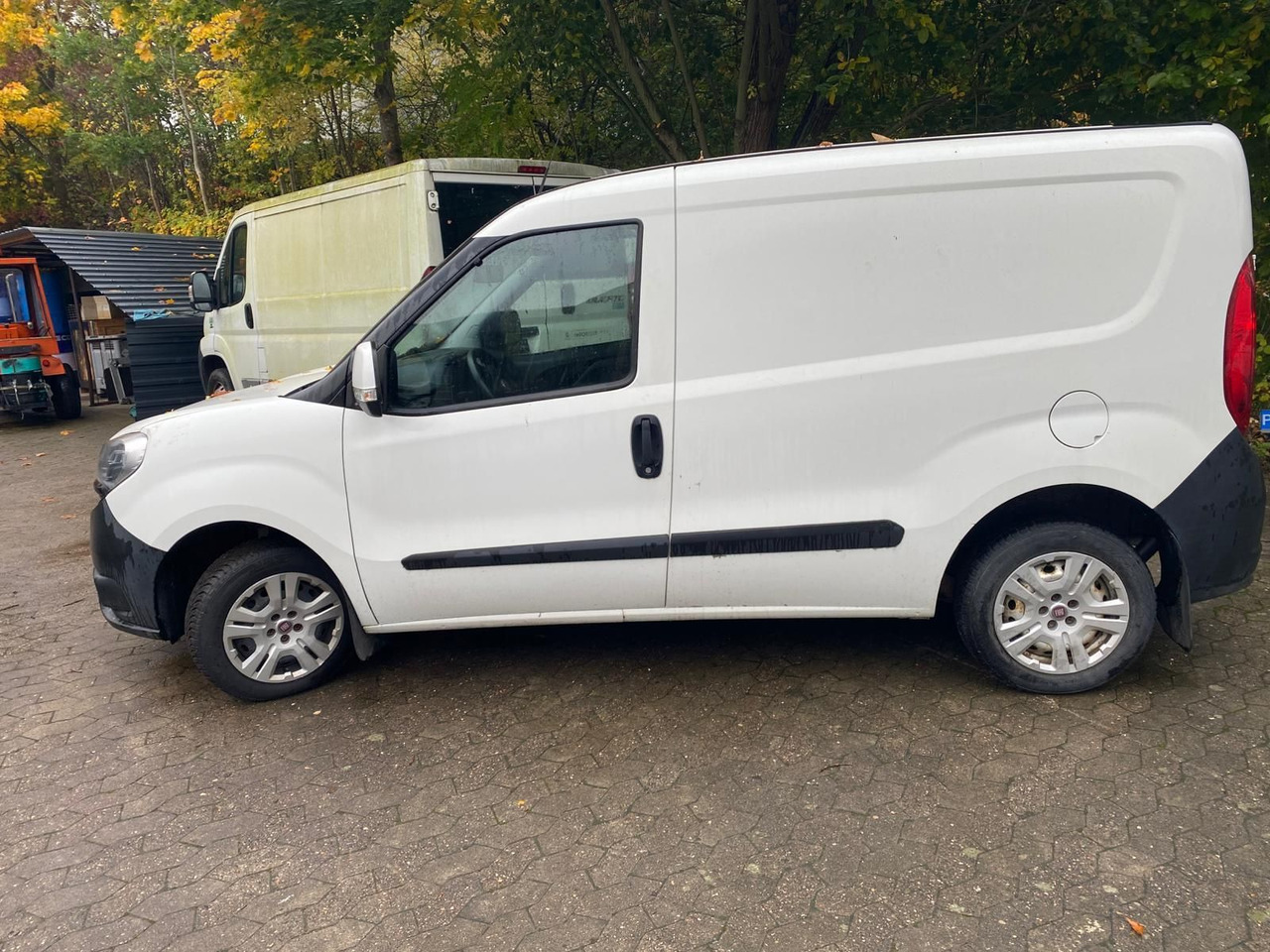 Fiat Doblo SX Kasten Cargo 1.3 Multijet  Motorscha... - Xe van chở khách: hình 3 Fiat Doblo SX Kasten Cargo 1.3 Multijet  Motorscha... - Xe van chở khách: hình 3