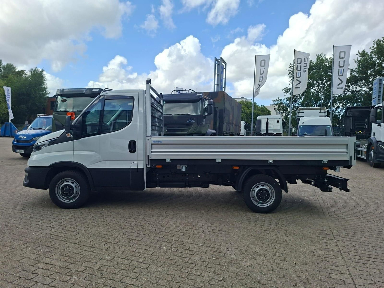 Iveco Daily 35S14A8Y Henschel 3-Seiten Kipper 100 k... - Xe tải nhỏ phẳng: hình 2 Iveco Daily 35S14A8Y Henschel 3-Seiten Kipper 100 k... - Xe tải nhỏ phẳng: hình 2