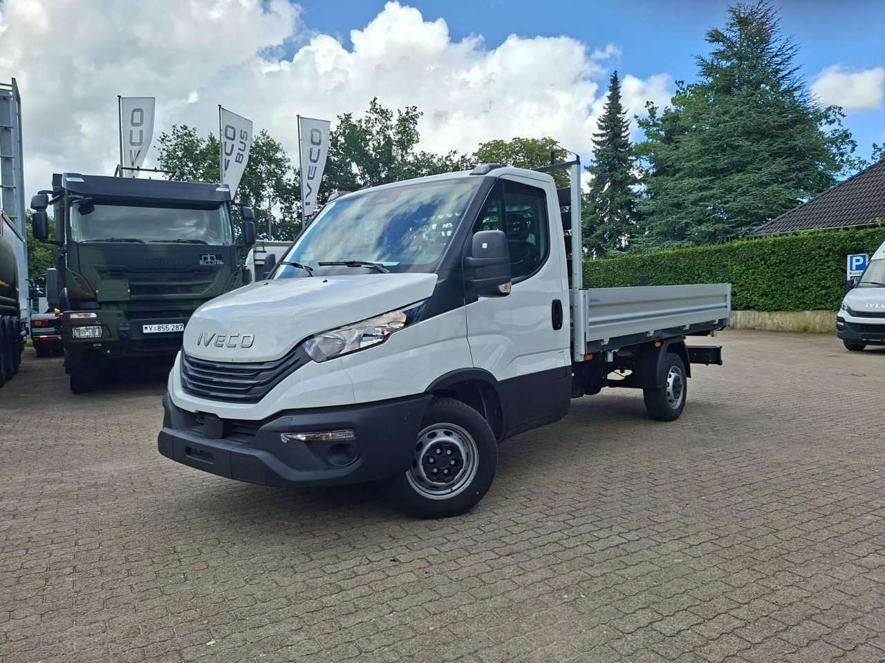 Iveco Daily 35S14A8Y Henschel 3-Seiten Kipper - Xe tải nhỏ phẳng: hình 1 Iveco Daily 35S14A8Y Henschel 3-Seiten Kipper - Xe tải nhỏ phẳng: hình 1