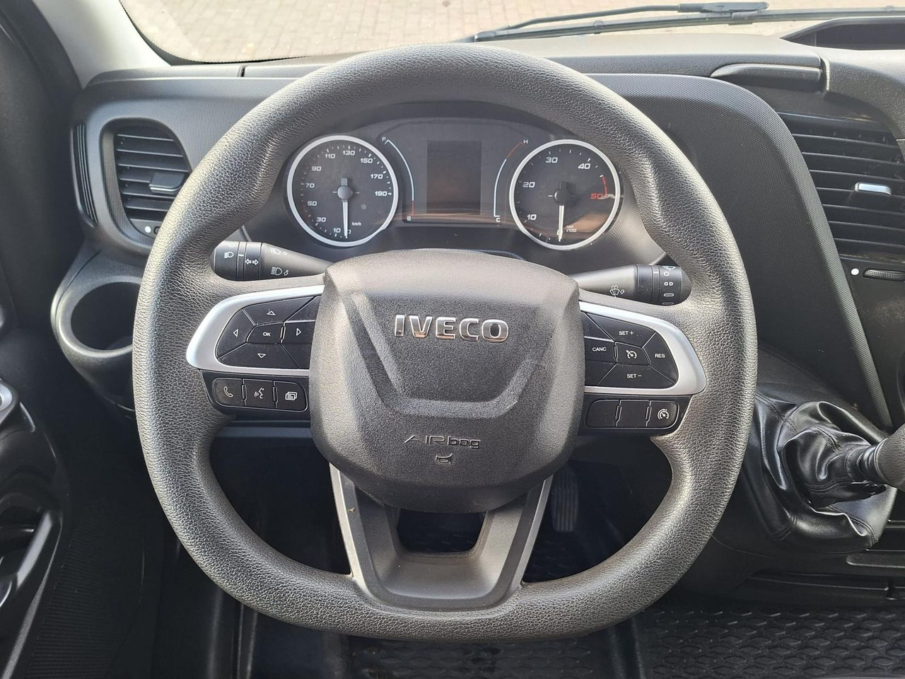 Xe van chở hàng Iveco Daily 35S14EV Radio*Kamera*Regal*AHK*Dachgepäck: hình 15