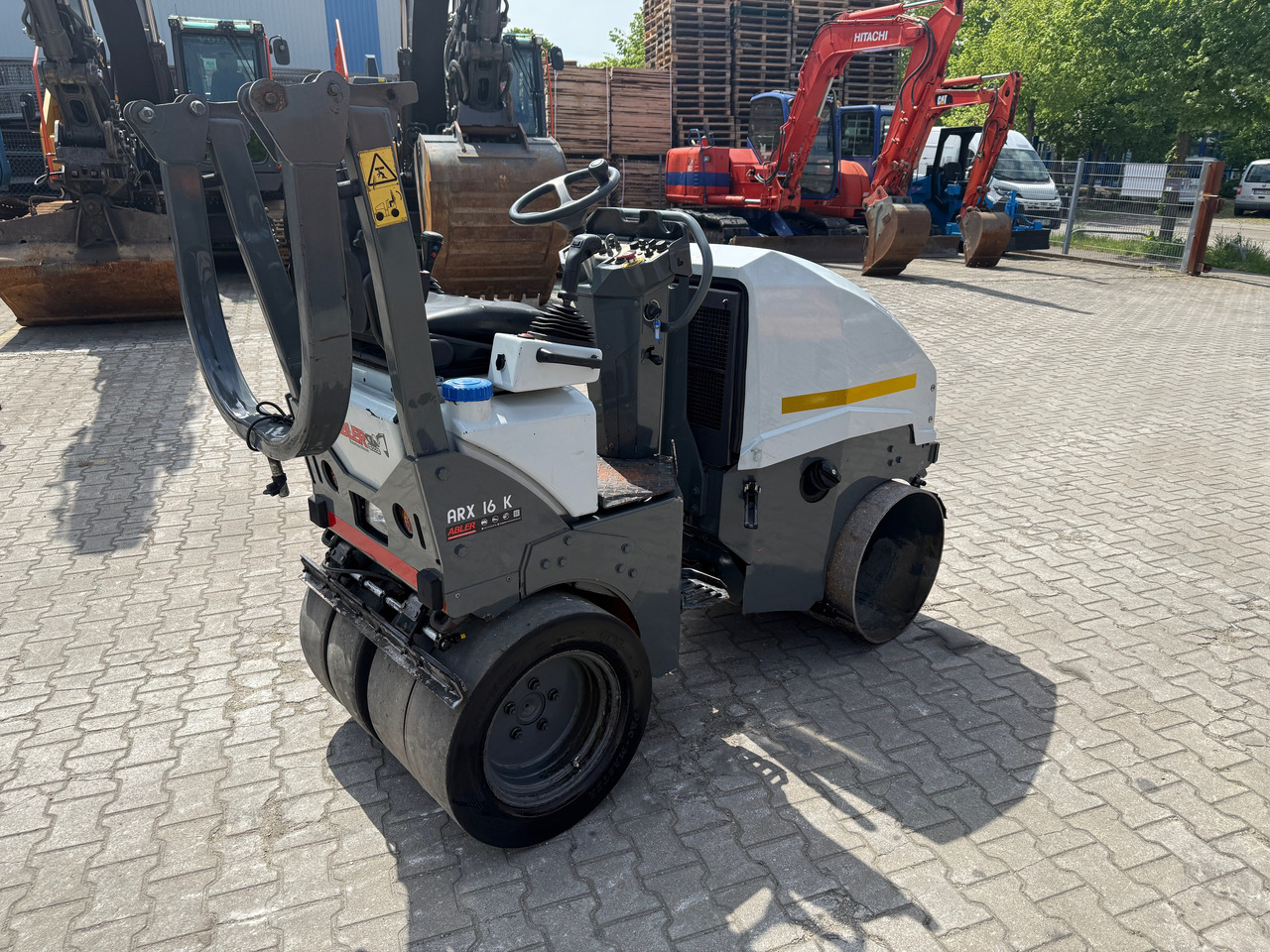 Ammann ARX16K Kombiwalze Stahl Gummi Asphaltwalze - Xe lu kết hợp: hình 3 Ammann ARX16K Kombiwalze Stahl Gummi Asphaltwalze - Xe lu kết hợp: hình 3