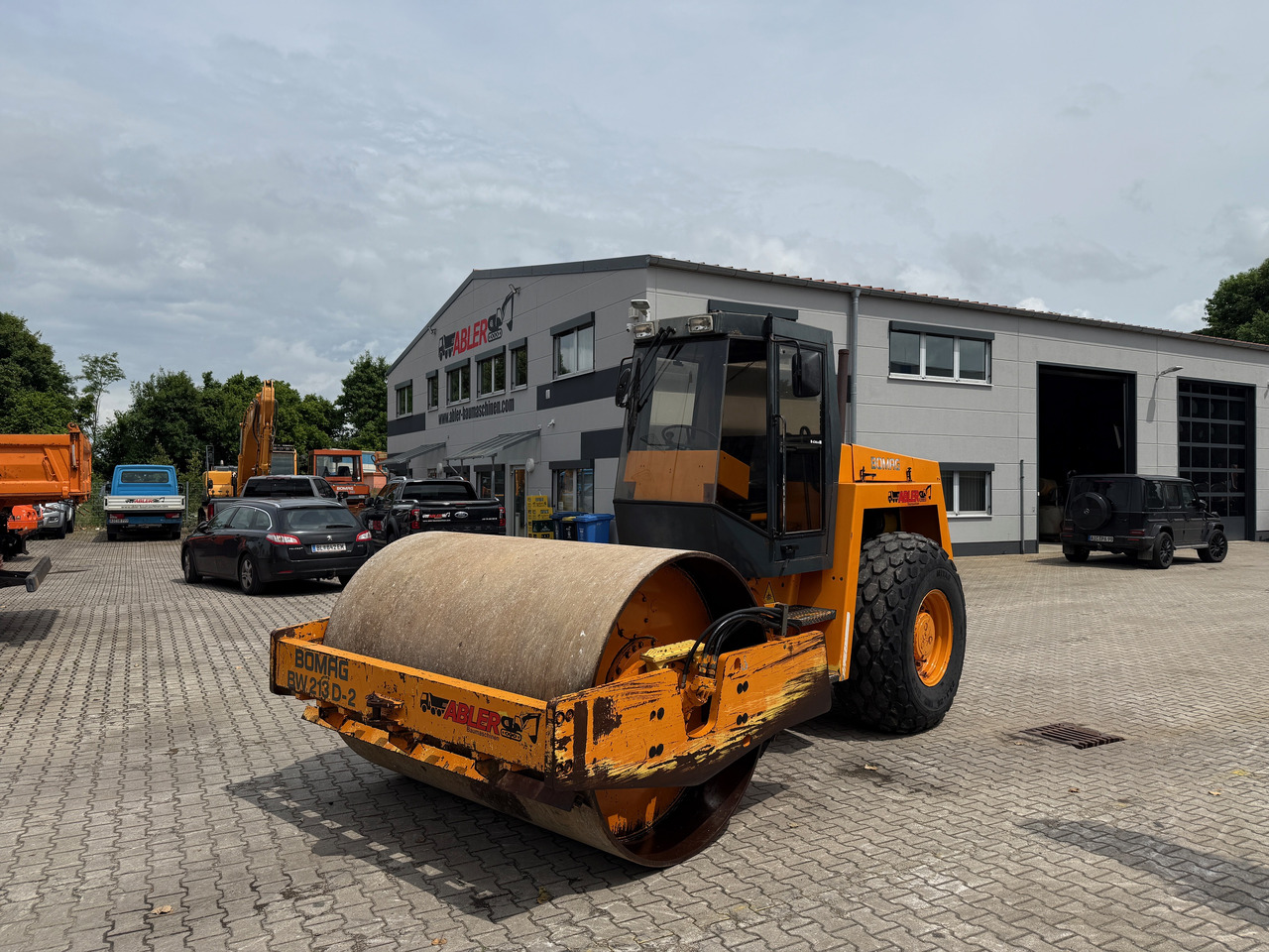 Bomag BW 213D-2 Walzenzug - Máy đầm: hình 2 Bomag BW 213D-2 Walzenzug - Máy đầm: hình 2