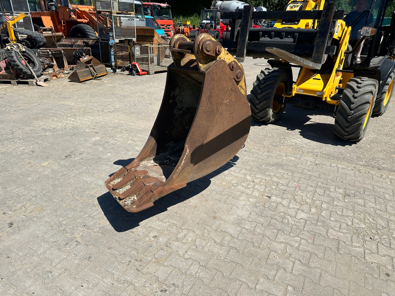 Caterpillar 3208 Tieflöffel 70 cm - Gầu máy xúc: hình 2 Caterpillar 3208 Tieflöffel 70 cm - Gầu máy xúc: hình 2