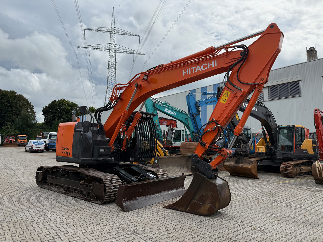 Hitachi ZX225 USLC-5B Kurzheck Kettenbagger - Máy xúc: hình 3 Hitachi ZX225 USLC-5B Kurzheck Kettenbagger - Máy xúc: hình 3