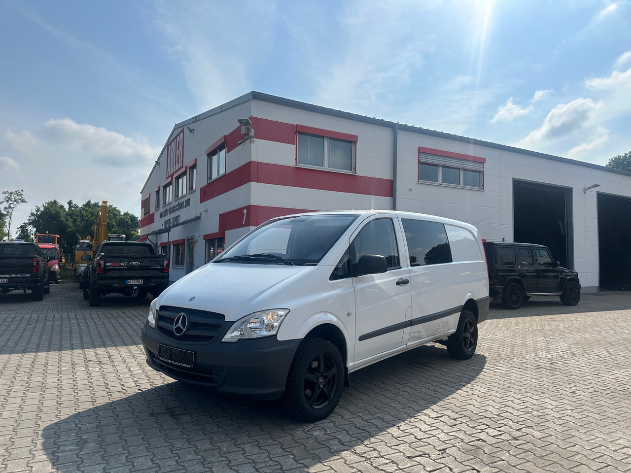 Mercedes-Benz 116 CDI Vito 4x4 Allrad AWD Klima Automatik - Xe van nhỏ gọn: hình 1 Mercedes-Benz 116 CDI Vito 4x4 Allrad AWD Klima Automatik - Xe van nhỏ gọn: hình 1