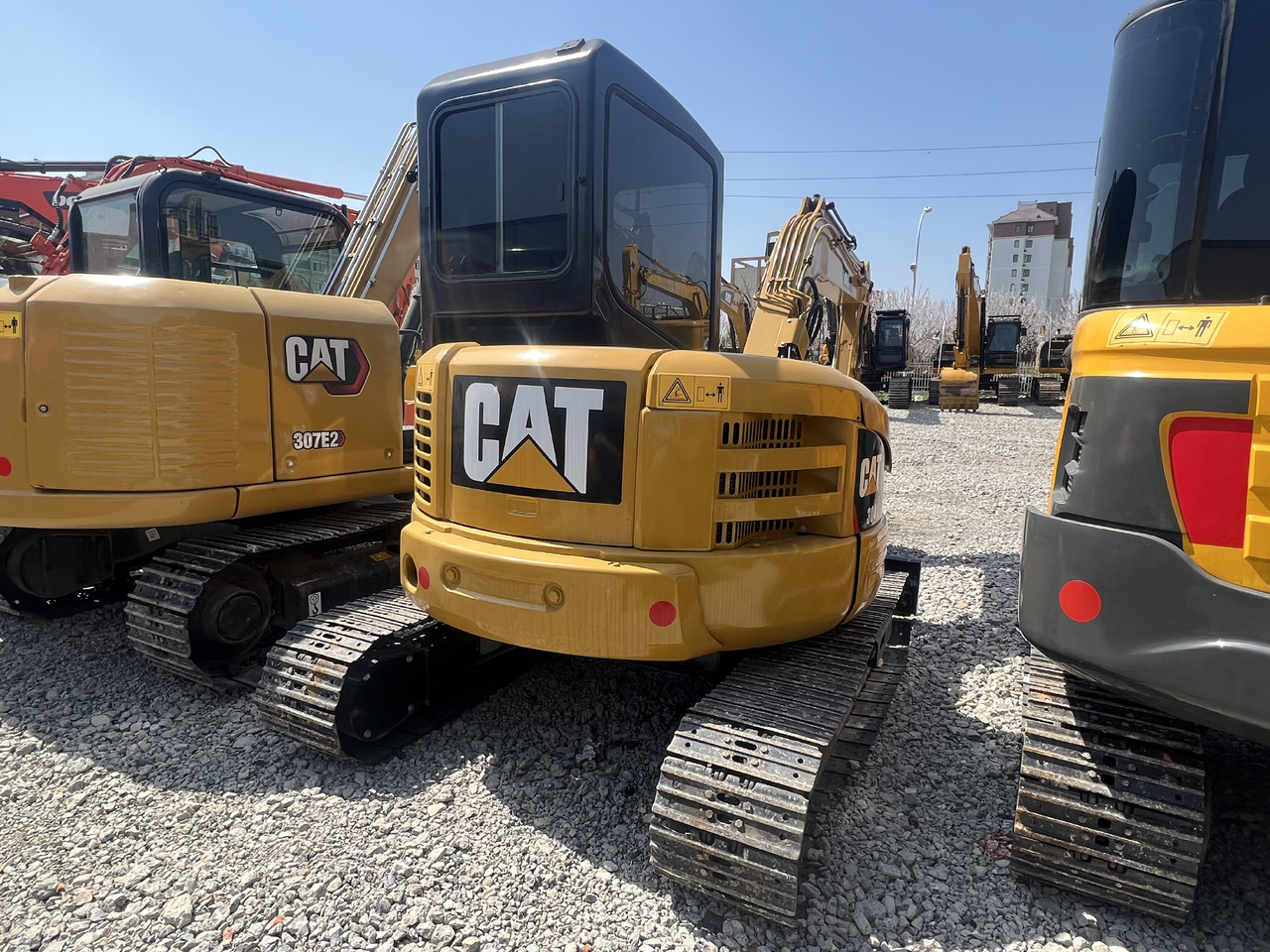 Caterpillar 304CR - Máy xúc mini: hình 5 Caterpillar 304CR - Máy xúc mini: hình 5