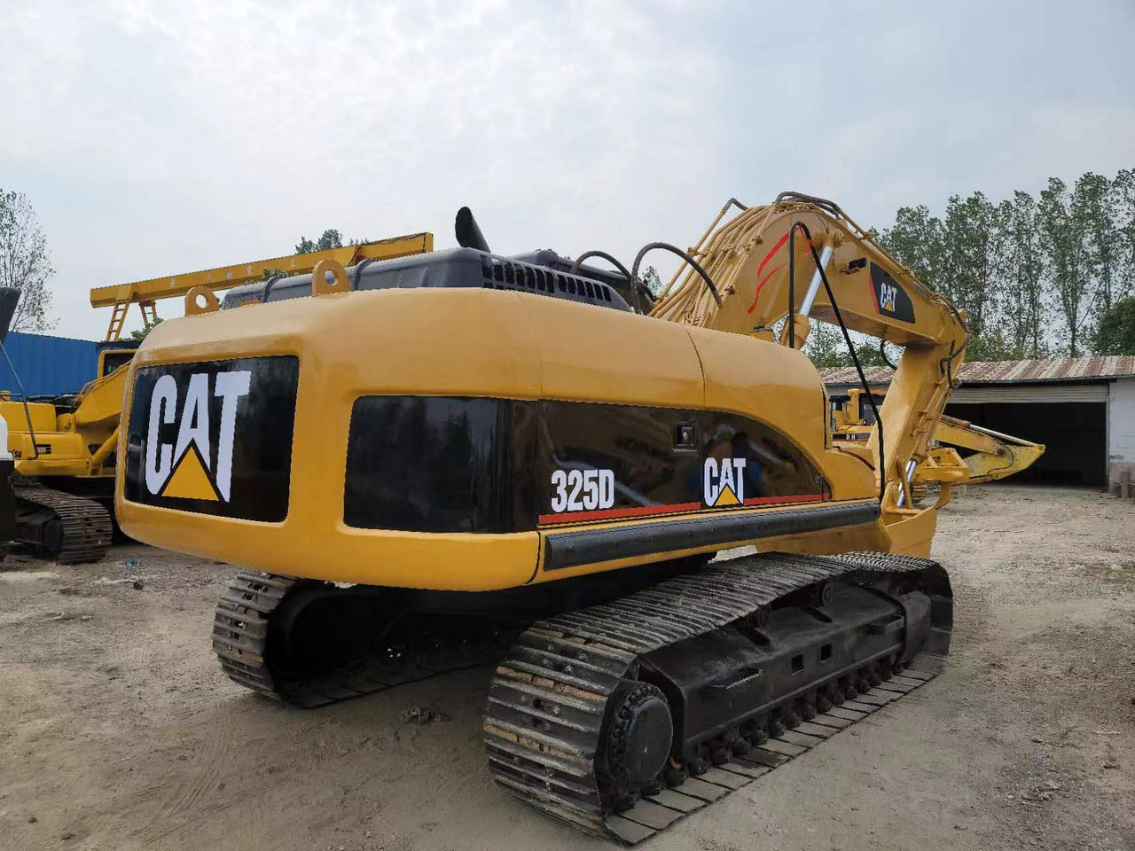 Caterpillar 325D - Máy xúc bánh xích: hình 4 Caterpillar 325D - Máy xúc bánh xích: hình 4