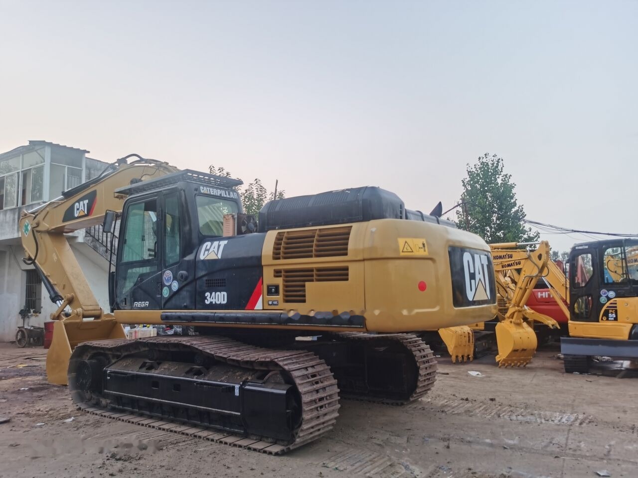 Caterpillar 340D - Máy xúc bánh xích: hình 2 Caterpillar 340D - Máy xúc bánh xích: hình 2