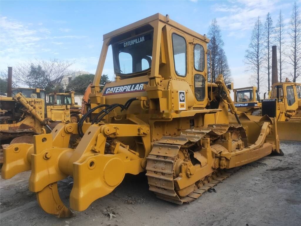 Caterpillar D8K - Máy ủi: hình 2 Caterpillar D8K - Máy ủi: hình 2