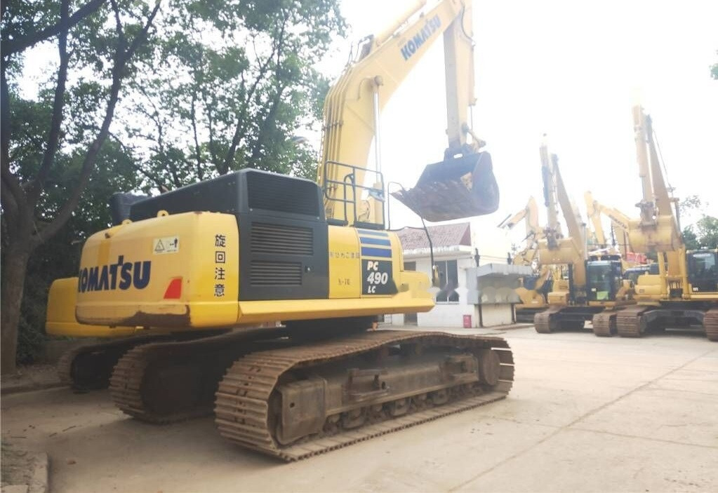 Komatsu PC490LC-10 - Máy xúc bánh xích: hình 2 Komatsu PC490LC-10 - Máy xúc bánh xích: hình 2