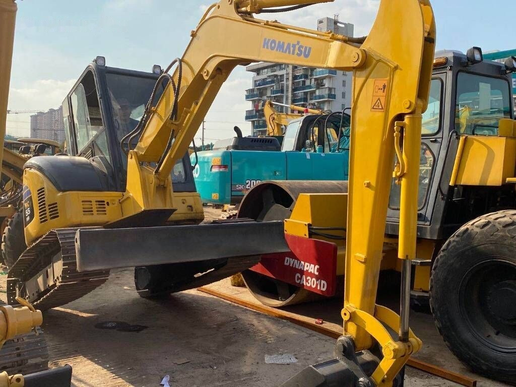 Komatsu PC55MR-2 - Máy xúc mini: hình 3 Komatsu PC55MR-2 - Máy xúc mini: hình 3