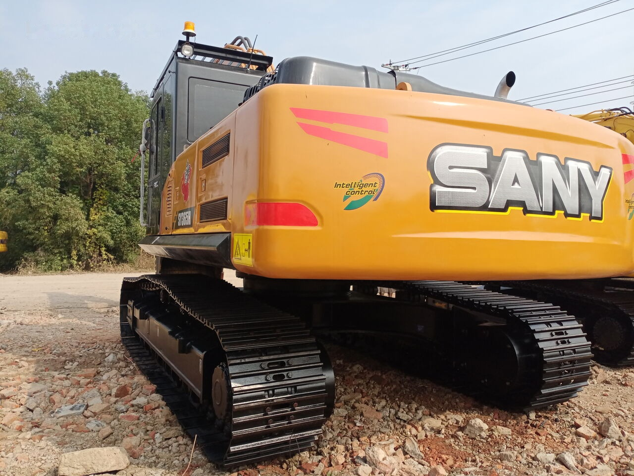 Sany 365H - Máy xúc bánh xích: hình 4 Sany 365H - Máy xúc bánh xích: hình 4