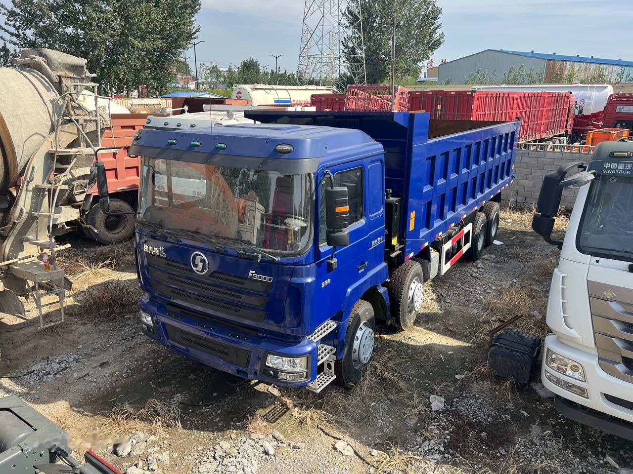 Shacman F3000 - Xe ben: hình 2 Shacman F3000 - Xe ben: hình 2
