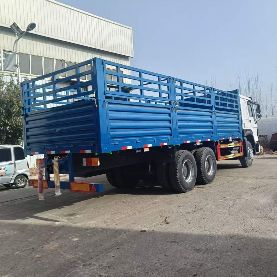 Sinotruk HOWO 371 6*4 Fence truck - Xe tải thùng lửng/ Phẳng: hình 5 Sinotruk HOWO 371 6*4 Fence truck - Xe tải thùng lửng/ Phẳng: hình 5