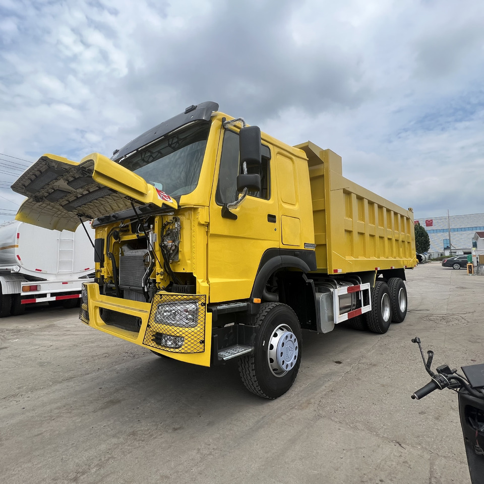 Sinotruk HOWO 371 - Xe ben đổ mini: hình 1 Sinotruk HOWO 371 - Xe ben đổ mini: hình 1