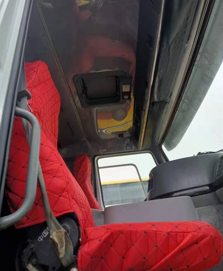 Sinotruk HOWO 6*4 - Xe tải thùng lửng/ Phẳng: hình 5 Sinotruk HOWO 6*4 - Xe tải thùng lửng/ Phẳng: hình 5