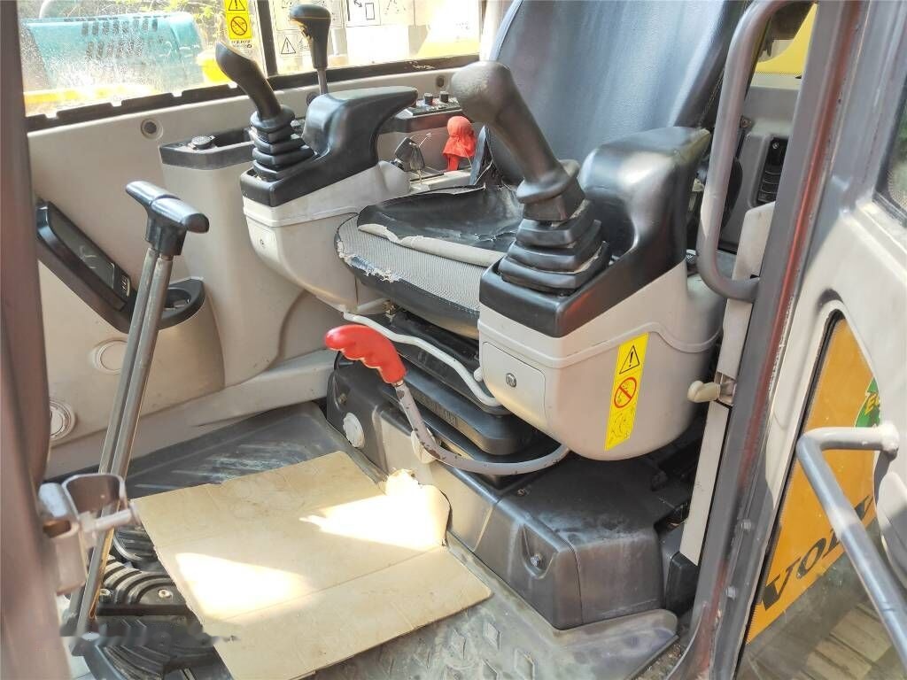 Volvo EC 60 C - Máy xúc bánh xích: hình 5 Volvo EC 60 C - Máy xúc bánh xích: hình 5