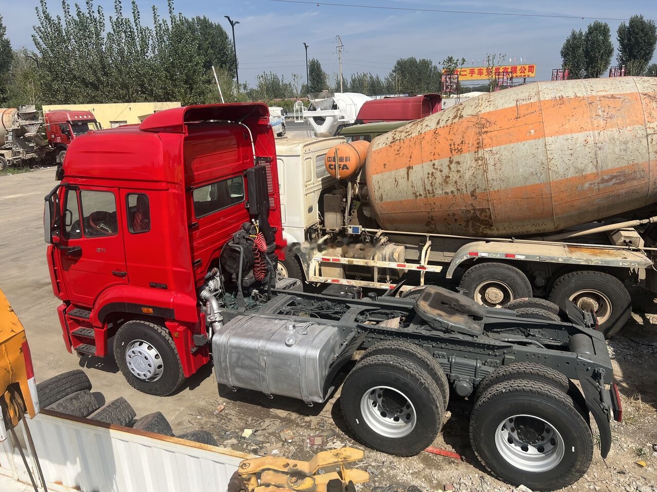 Howo 6X4 - Xe đầu kéo: hình 1 Howo 6X4 - Xe đầu kéo: hình 1