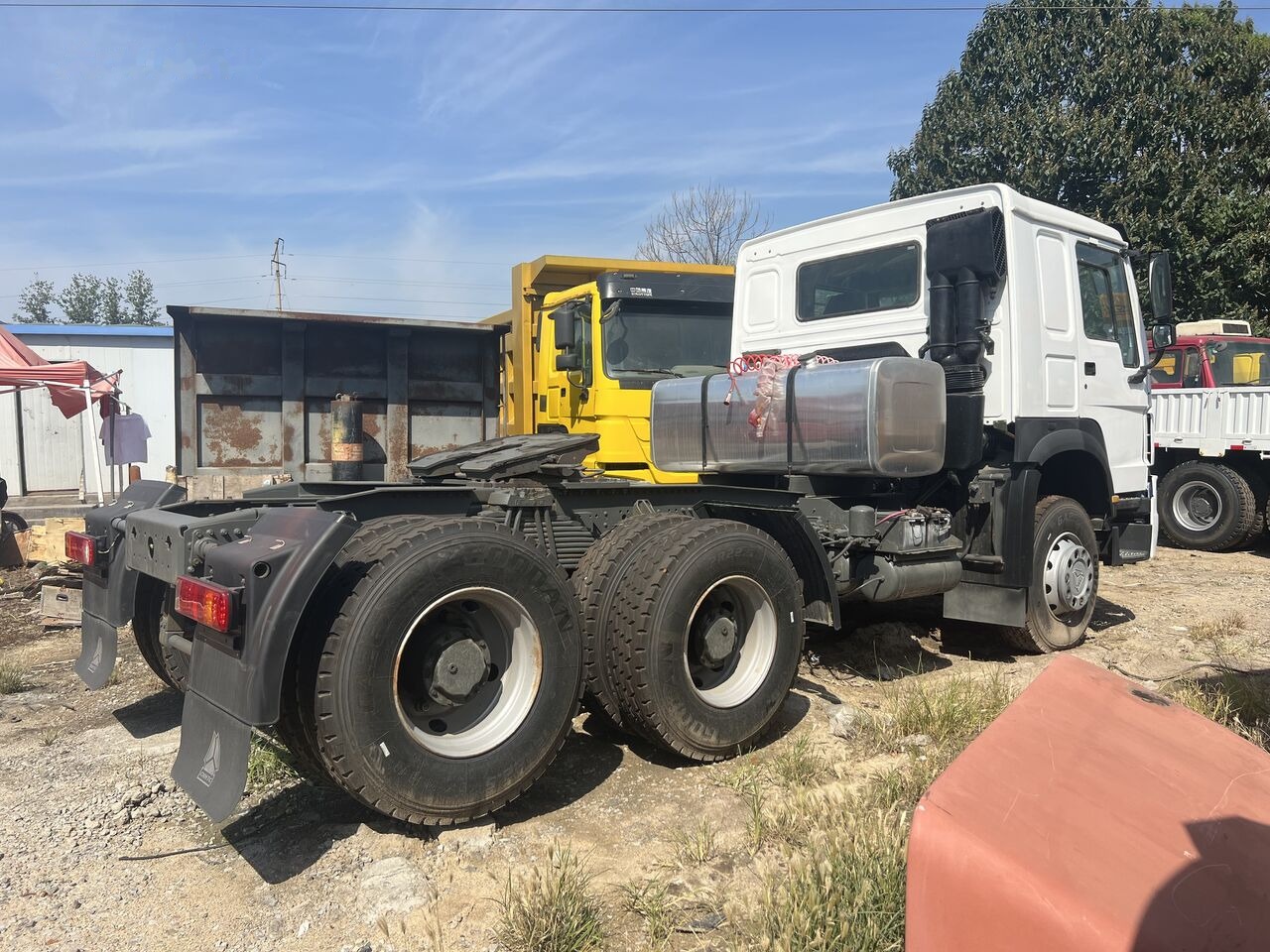 Howo 6x4 - Xe đầu kéo: hình 5 Howo 6x4 - Xe đầu kéo: hình 5