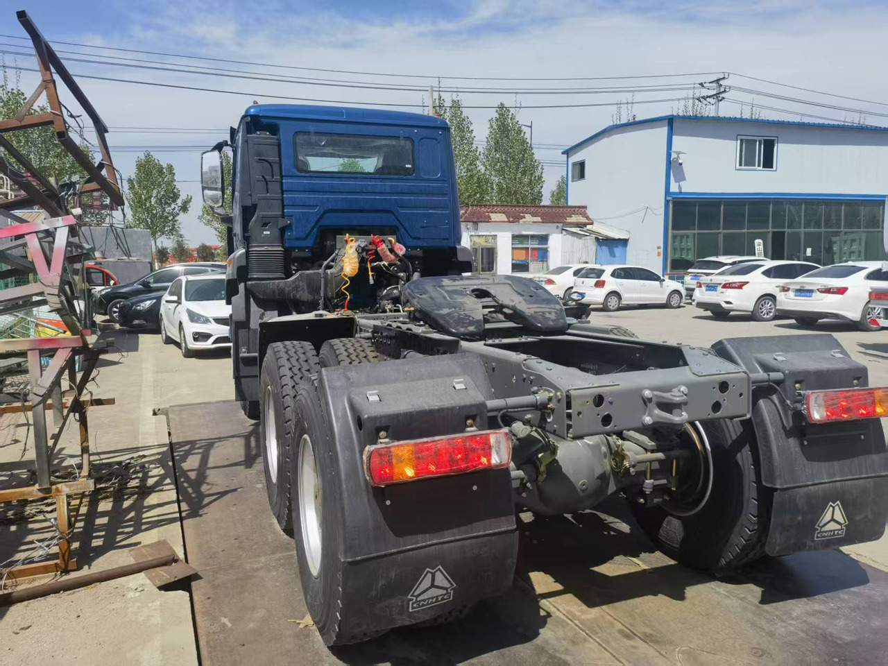 Sinotruk HOHAN 6*4 tractor - Xe đầu kéo: hình 5 Sinotruk HOHAN 6*4 tractor - Xe đầu kéo: hình 5