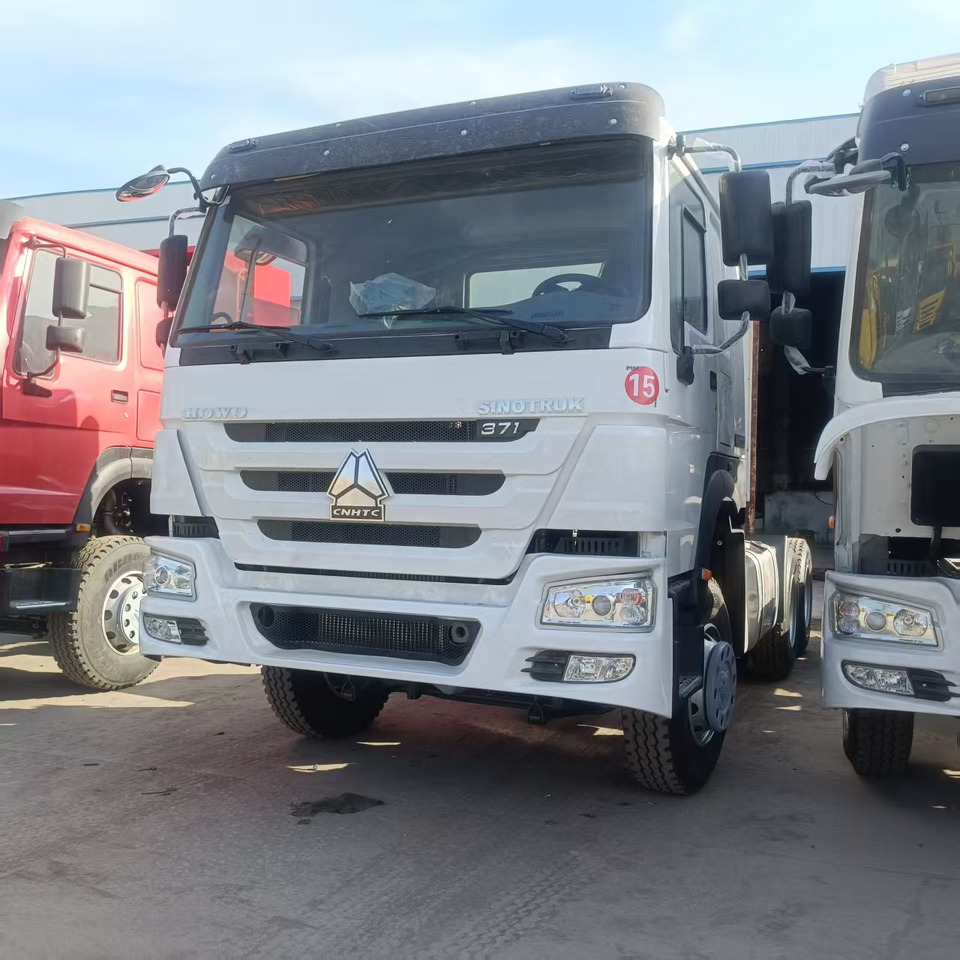 Sinotruk HOWO 371 6*4 Tractor - Xe đầu kéo: hình 2 Sinotruk HOWO 371 6*4 Tractor - Xe đầu kéo: hình 2