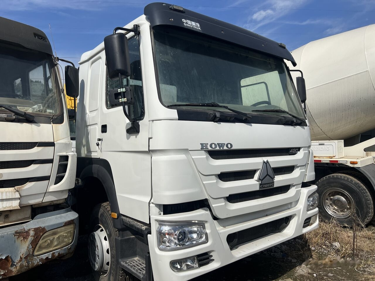 Sinotruk HOWO 420HP 6X4 Tractor - Xe đầu kéo: hình 3 Sinotruk HOWO 420HP 6X4 Tractor - Xe đầu kéo: hình 3