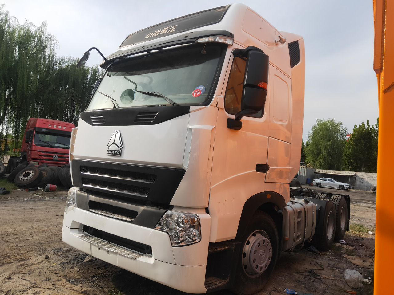 Sinotruk HOWO A7 6*4 Tractor - Xe đầu kéo: hình 2 Sinotruk HOWO A7 6*4 Tractor - Xe đầu kéo: hình 2
