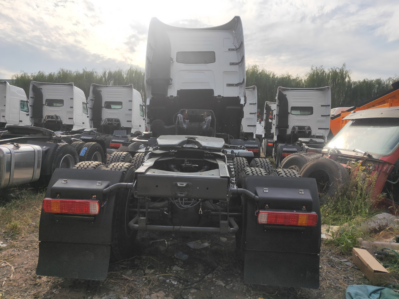 Xe đầu kéo Sinotruk HOWO A7 6*4 Tractor: hình 6