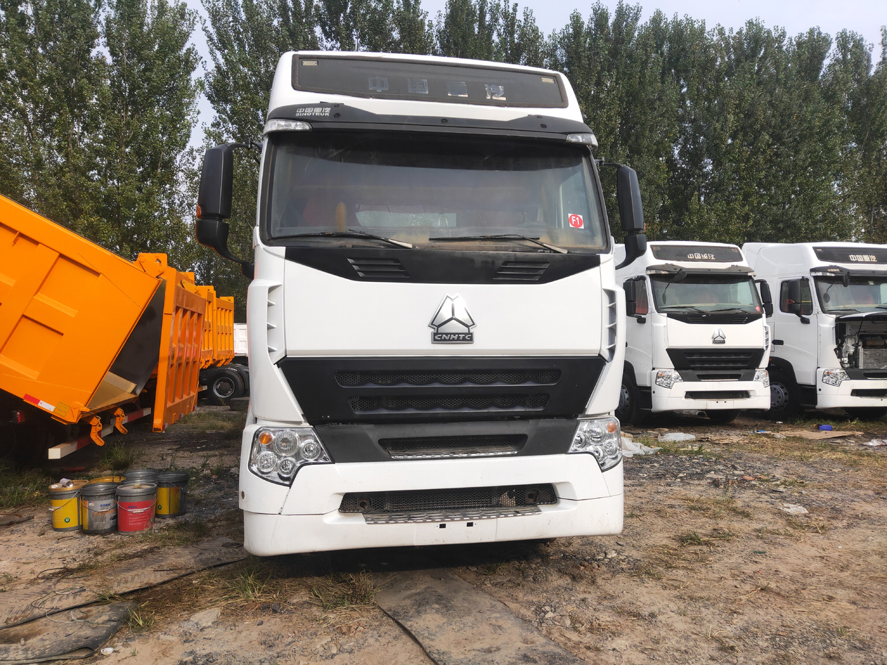Sinotruk HOWO A7 6*4 Tractor - Xe đầu kéo: hình 3 Sinotruk HOWO A7 6*4 Tractor - Xe đầu kéo: hình 3