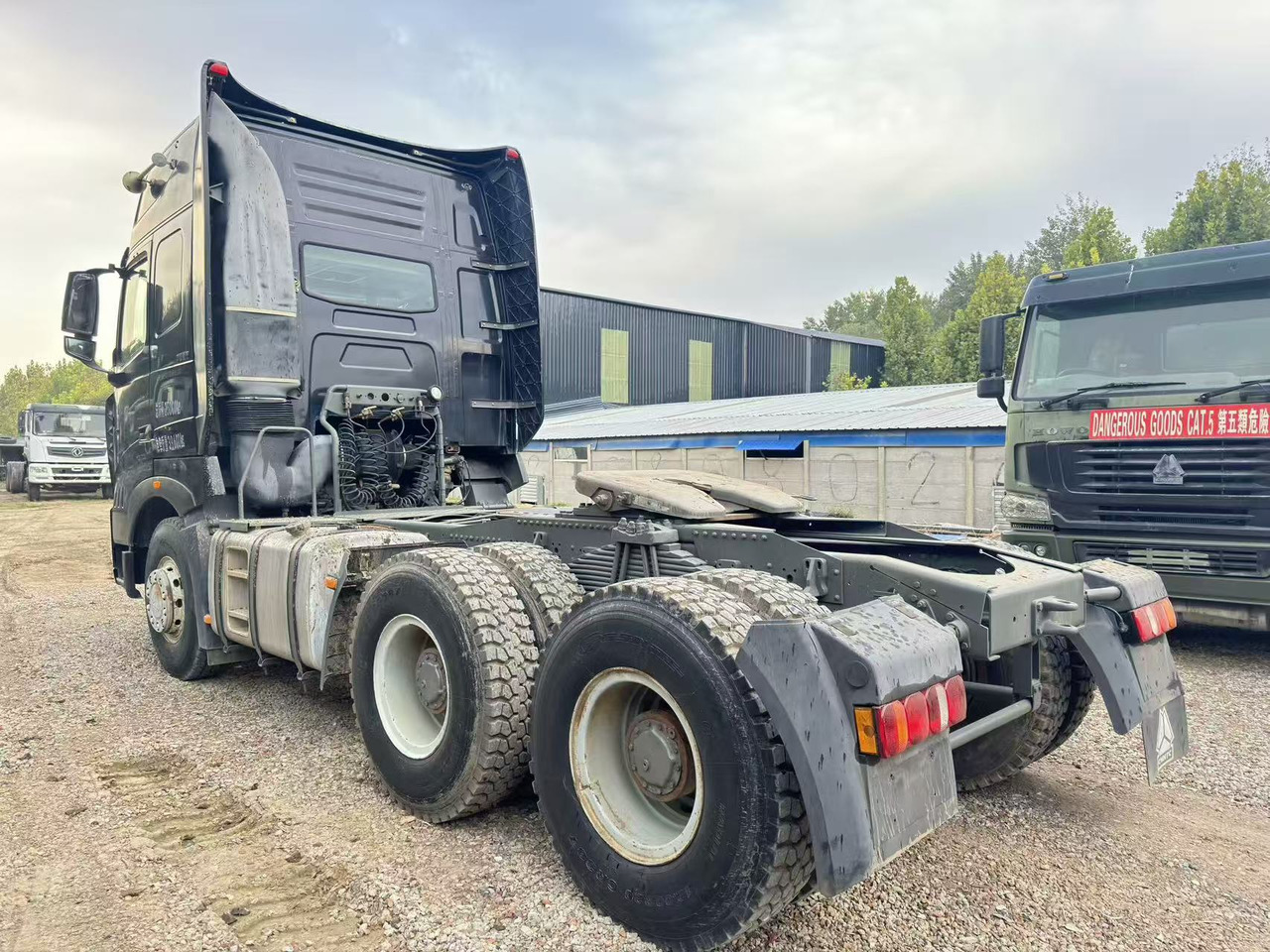 Sinotruk HOWO A7 - Xe đầu kéo: hình 4 Sinotruk HOWO A7 - Xe đầu kéo: hình 4