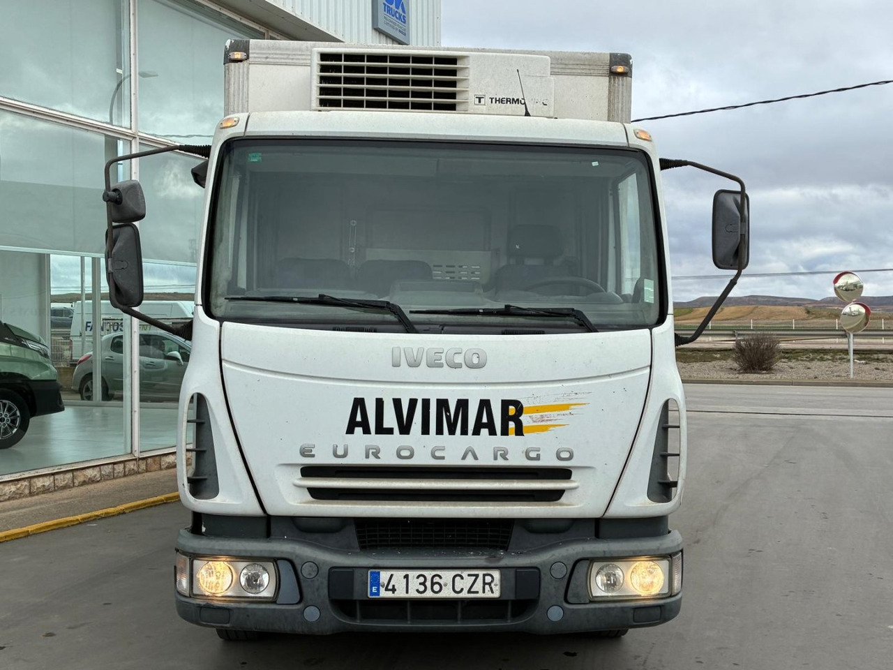 Caja cerrada IVECO Eurocargo ML 100 E18 P - Xe tải đông lạnh: hình 2 Caja cerrada IVECO Eurocargo ML 100 E18 P - Xe tải đông lạnh: hình 2