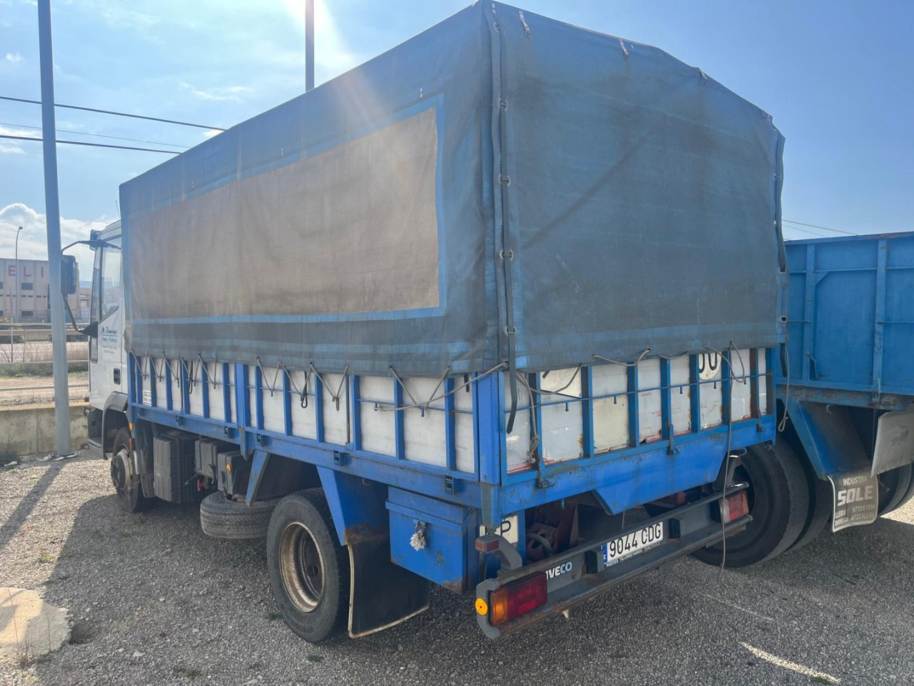 Caja cerrada IVECO Eurocargo ML80E17 - Xe tải thùng mui bạt: hình 4 Caja cerrada IVECO Eurocargo ML80E17 - Xe tải thùng mui bạt: hình 4