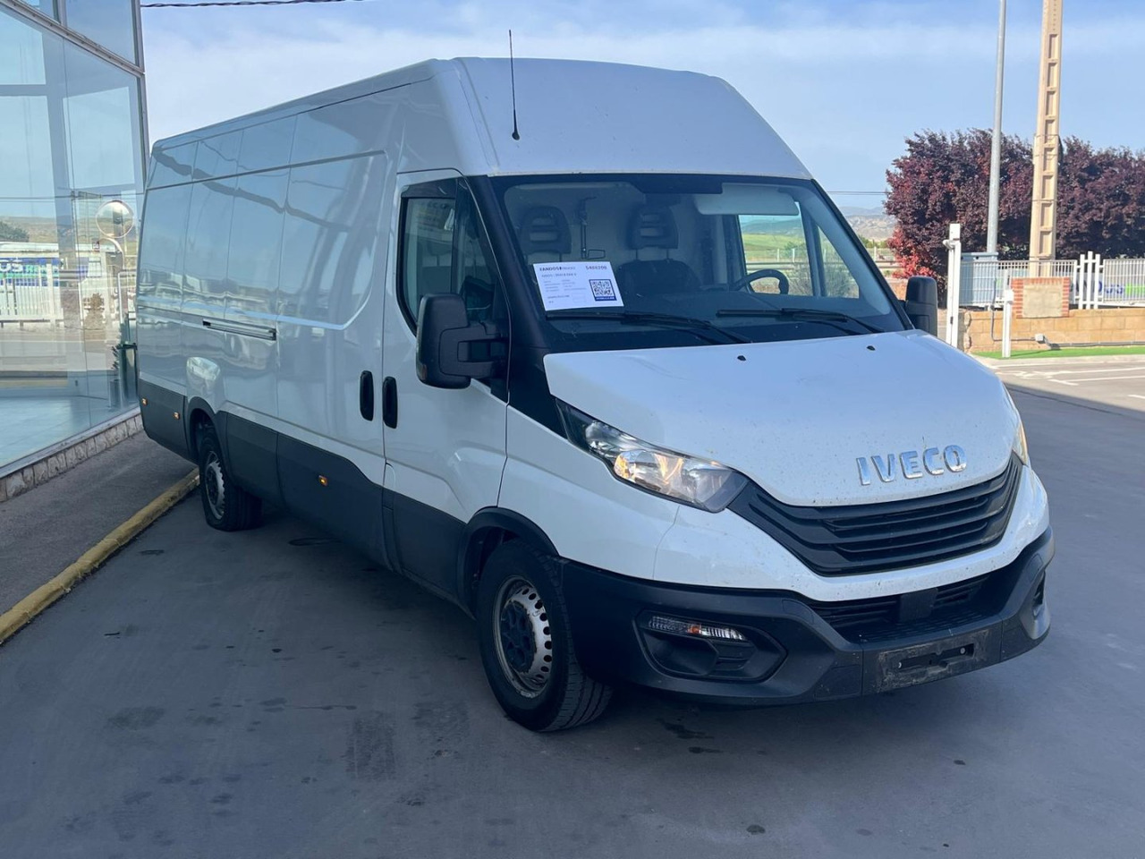 Furgón IVECO 35S14 16m3 Hi-matic - Xe van chở hàng: hình 3 Furgón IVECO 35S14 16m3 Hi-matic - Xe van chở hàng: hình 3