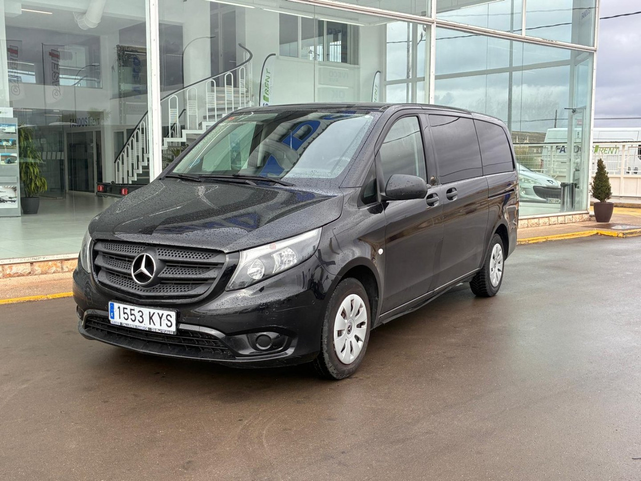 Furgón Mercedes Vito Tourer Pro 115 dci automática. - Xe van chở hàng: hình 1 Furgón Mercedes Vito Tourer Pro 115 dci automática. - Xe van chở hàng: hình 1
