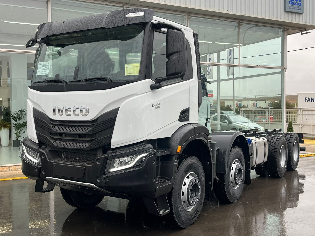 Volquete/Dumper IVECO T-WAY 510cv 8X4 - Xe tải khung gầm: hình 1 Volquete/Dumper IVECO T-WAY 510cv 8X4 - Xe tải khung gầm: hình 1