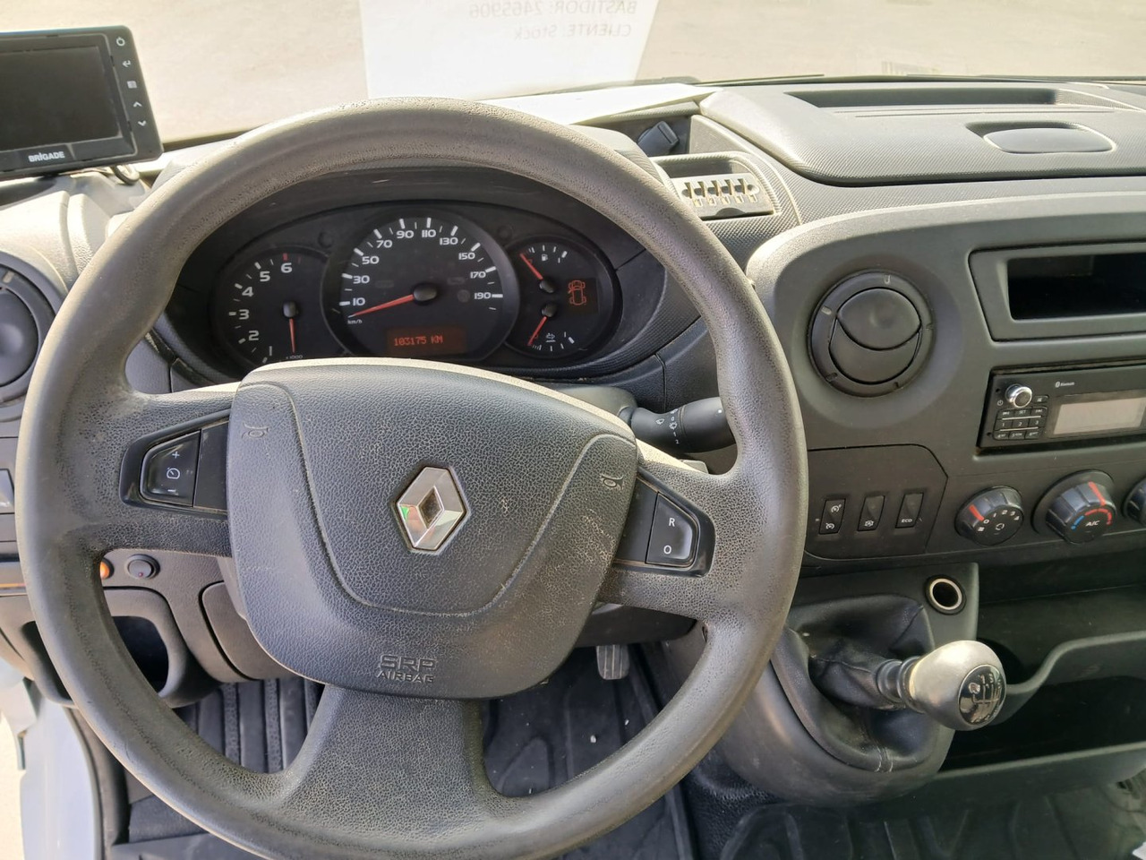 Interior photo 2: Xe ben nhỏ Volquete/Dumper Renault MASTER R3500 L3 2.3
