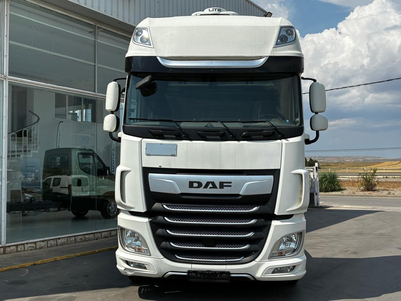 Cabeza Tractora DAF 480 AUTOMATICA CON INTARDER - Xe đầu kéo: hình 2 Cabeza Tractora DAF 480 AUTOMATICA CON INTARDER - Xe đầu kéo: hình 2