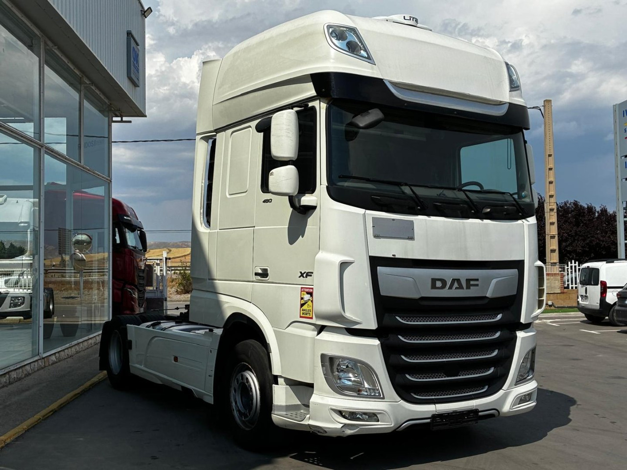 Cabeza Tractora DAF 480 AUTOMATICA CON INTARDER - Xe đầu kéo: hình 3 Cabeza Tractora DAF 480 AUTOMATICA CON INTARDER - Xe đầu kéo: hình 3