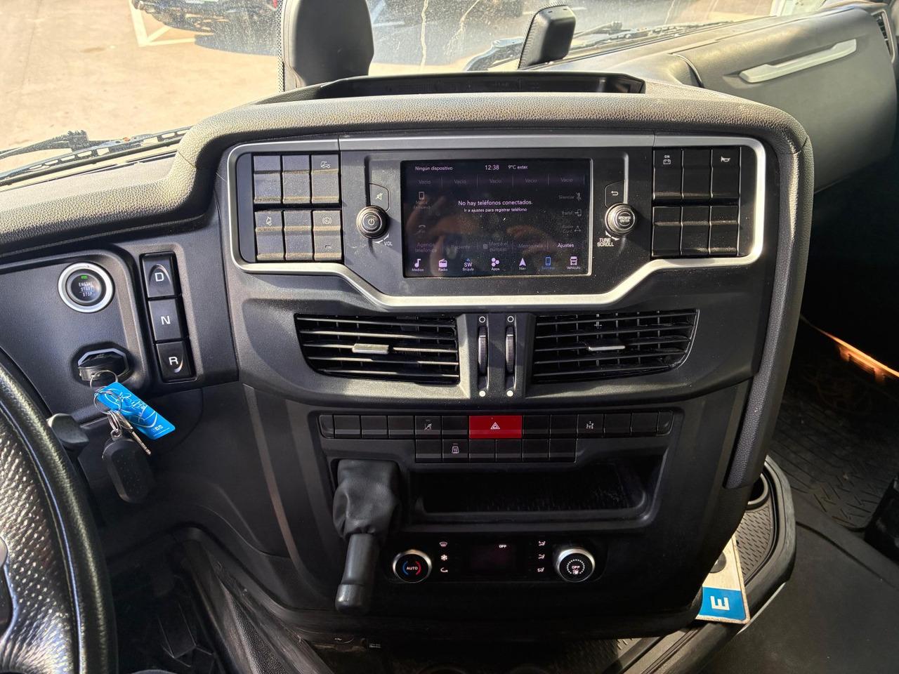 Xe đầu kéo Cabeza Tractora IVECO 510 AUTOMATICO INTARDER: hình 10 Xe đầu kéo Cabeza Tractora IVECO 510 AUTOMATICO INTARDER: hình 10