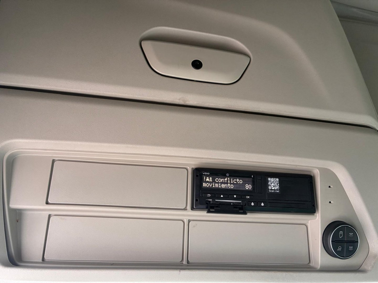 Xe đầu kéo Cabeza Tractora IVECO S-WAY 510 AUTOMATICO CON INTARDER: hình 12 Xe đầu kéo Cabeza Tractora IVECO S-WAY 510 AUTOMATICO CON INTARDER: hình 12