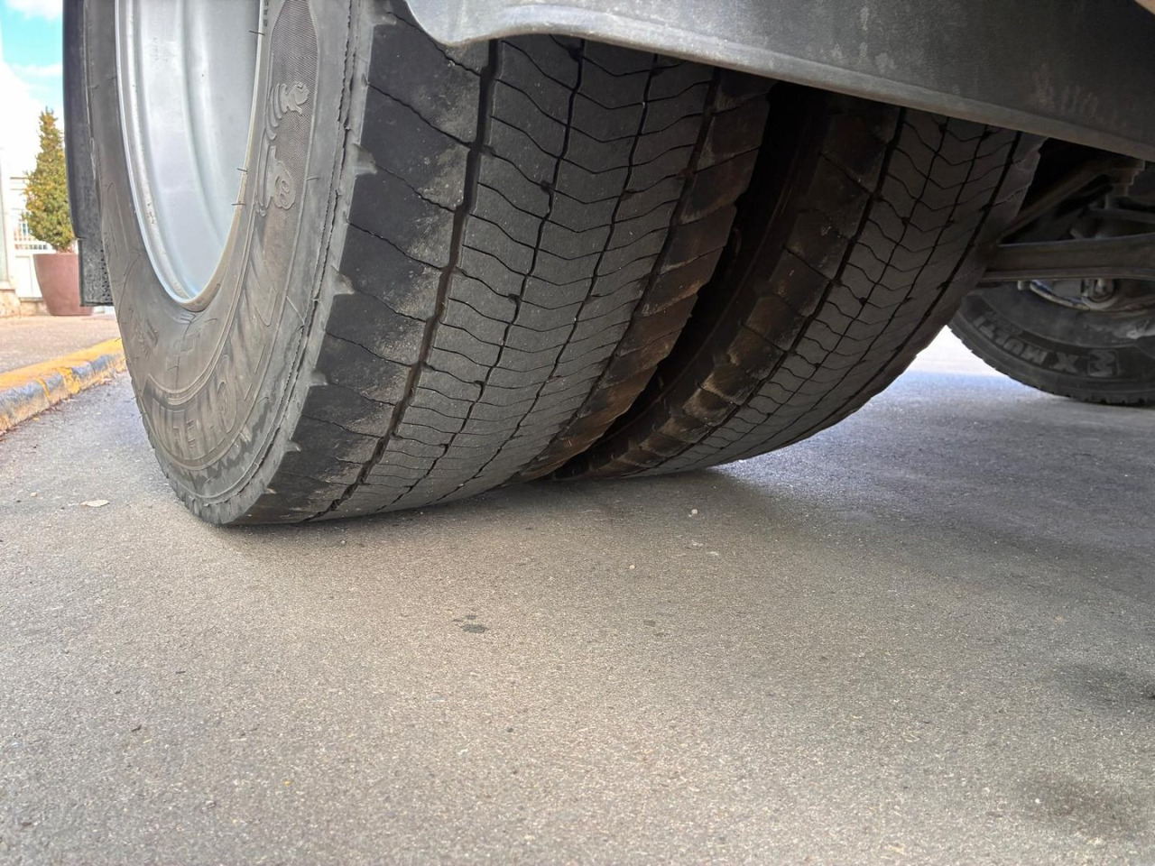 Xe đầu kéo Cabeza Tractora IVECO S-WAY 510 AUTOMATICO CON INTARDER: hình 21 Xe đầu kéo Cabeza Tractora IVECO S-WAY 510 AUTOMATICO CON INTARDER: hình 21