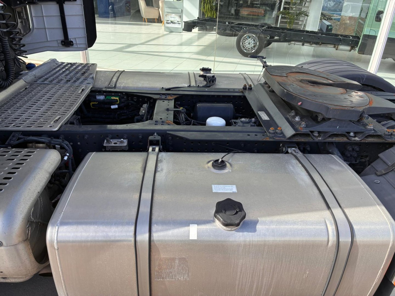 Xe đầu kéo Cabeza Tractora IVECO S-WAY 510 AUTOMATICO CON INTARDER: hình 6 Xe đầu kéo Cabeza Tractora IVECO S-WAY 510 AUTOMATICO CON INTARDER: hình 6