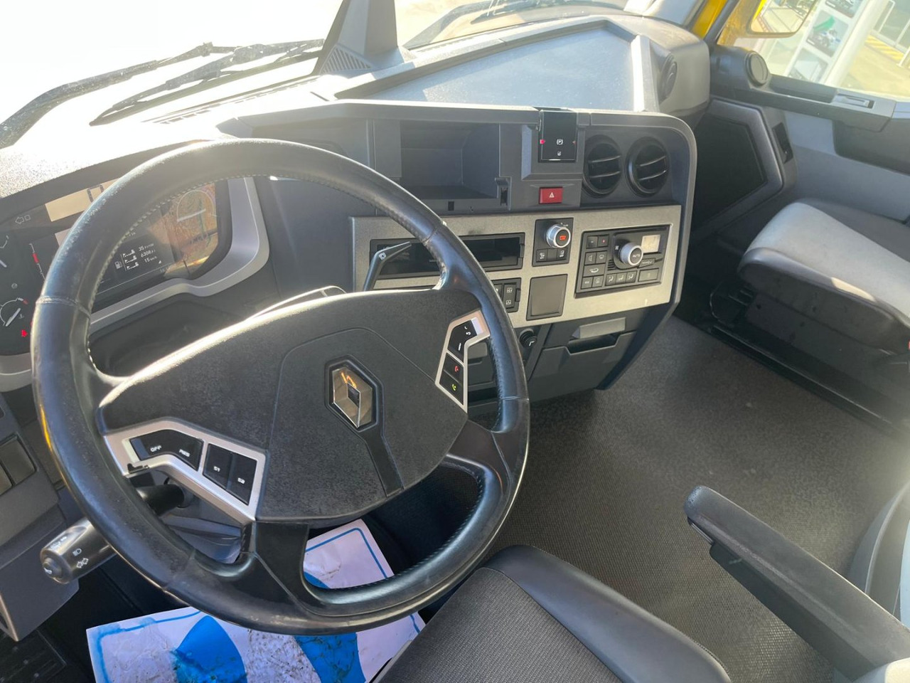 Xe đầu kéo Cabeza Tractora Renault T480 AUTOMATICA INTARDER: hình 14 Xe đầu kéo Cabeza Tractora Renault T480 AUTOMATICA INTARDER: hình 14