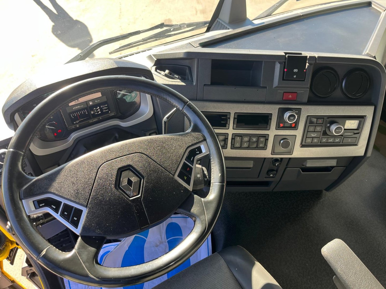 Xe đầu kéo Cabeza Tractora Renault T480 AUTOMATICA INTARDER: hình 18 Xe đầu kéo Cabeza Tractora Renault T480 AUTOMATICA INTARDER: hình 18