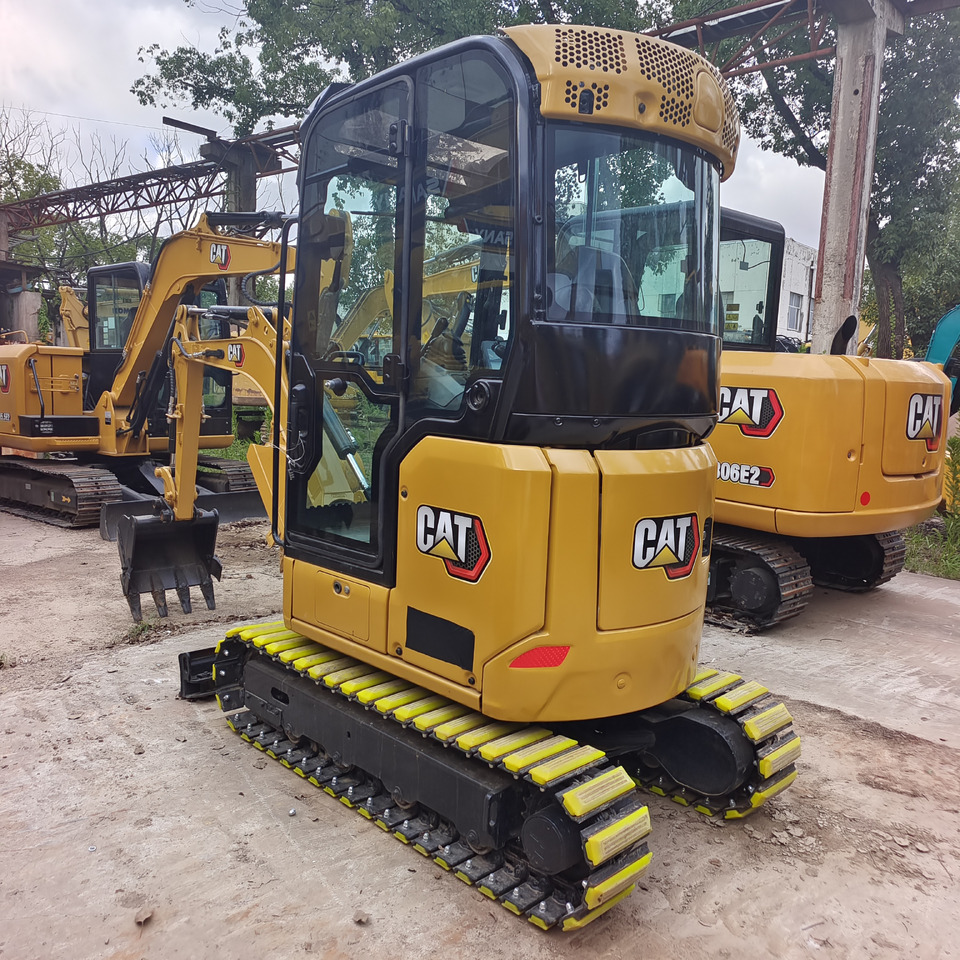 CAT 302CR WITH RUBBER TRACK - Máy xúc mini: hình 1 CAT 302CR WITH RUBBER TRACK - Máy xúc mini: hình 1