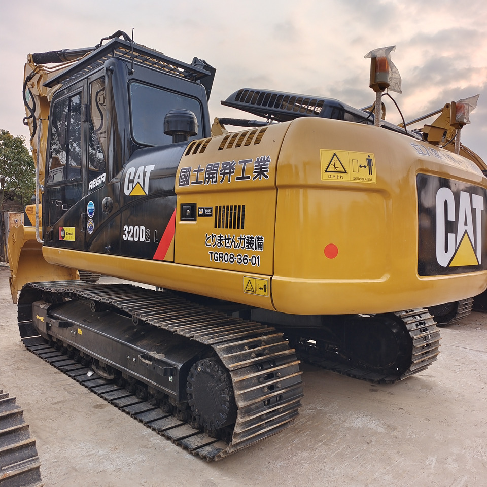 CAT 320D 320 D2 L - Máy xúc bánh xích: hình 1 CAT 320D 320 D2 L - Máy xúc bánh xích: hình 1