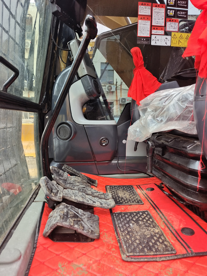 CAT 320D2L WITH 3 CAMERAS - Máy xúc bánh xích: hình 4 CAT 320D2L WITH 3 CAMERAS - Máy xúc bánh xích: hình 4